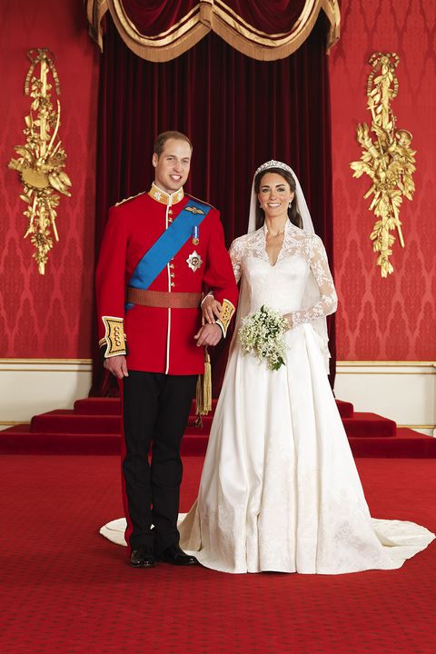 Hbz prince william kate middleton wedding 1 gettyimages 113285848 1524755457