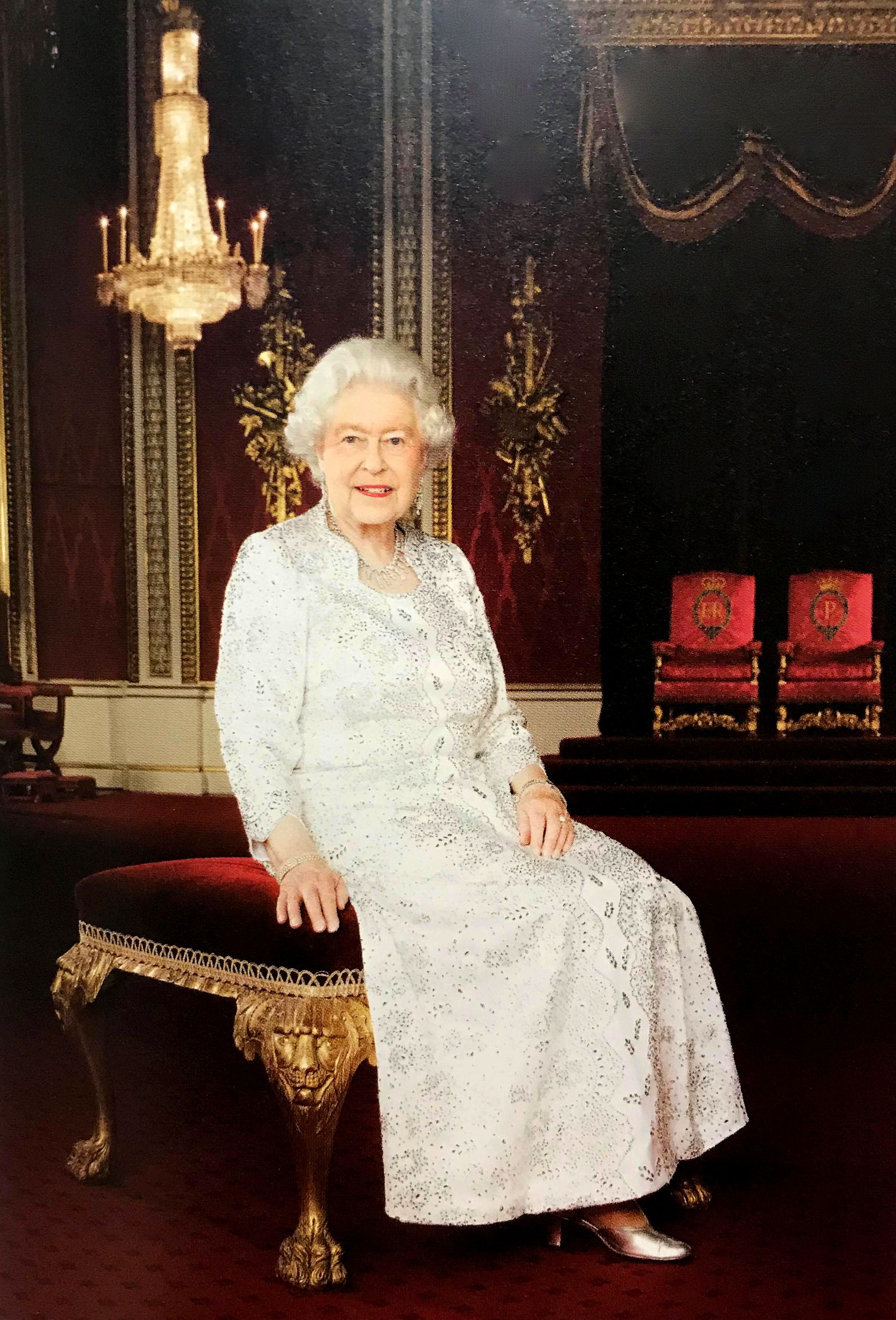 Elizabeth II - 2019