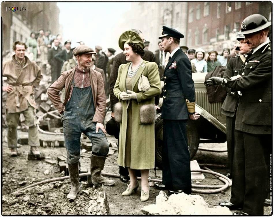 George VI et Elizabeth Bowes Lyon durant le Blitz